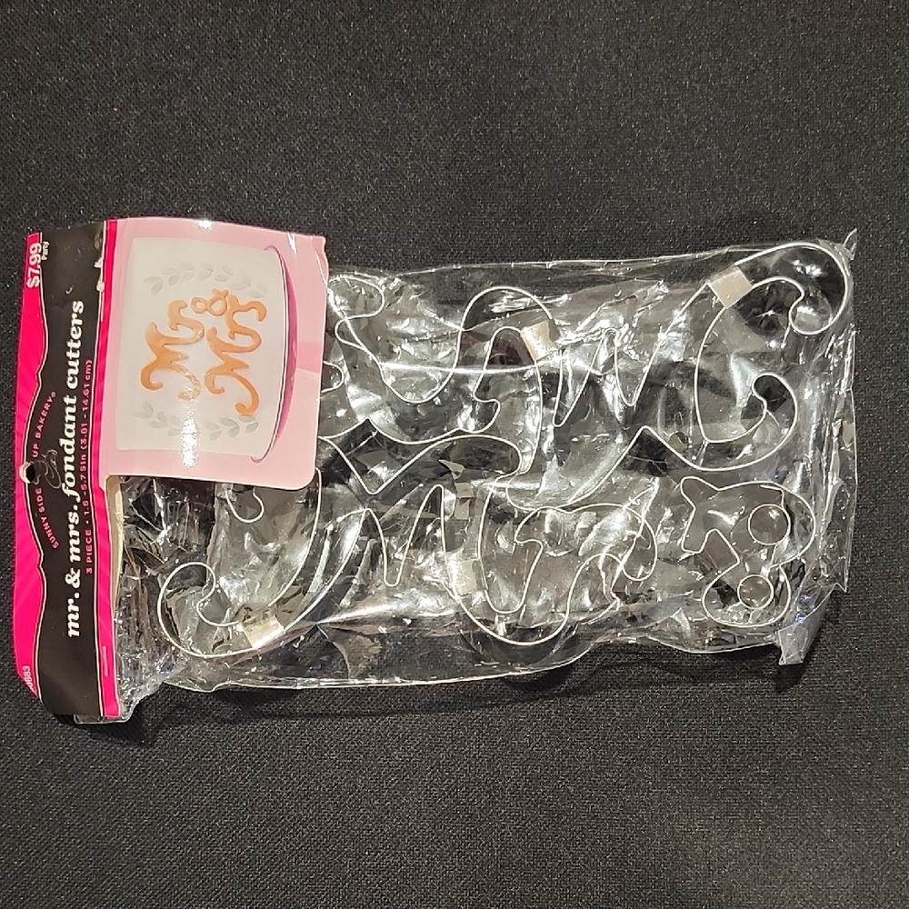 Mr & Mrs Fondant Cutters New